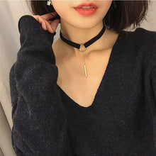 Load image into Gallery viewer, Leather Necklace