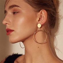 Load image into Gallery viewer, Simple Gold Earrings