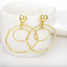 Load image into Gallery viewer, Simple Gold Earrings