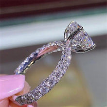 Load image into Gallery viewer, White Cubic Zircon Ring